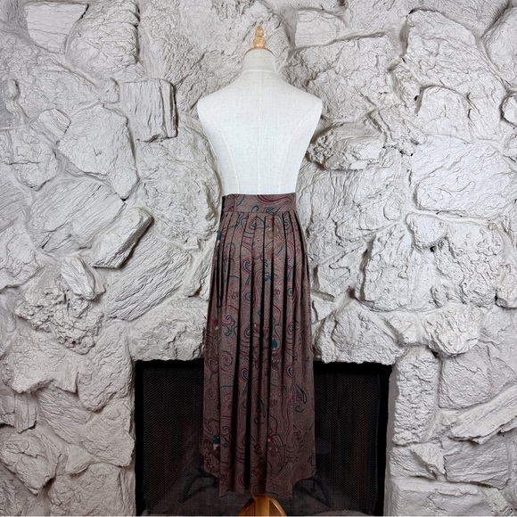 J. H. Collectibles c. 1980s Silk Equestrian Maxi Skirt Fawn Paisley | 10 - Picture 4 of 5